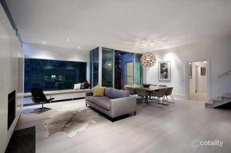 Property photo of 20 Kendall Street Elwood VIC 3184