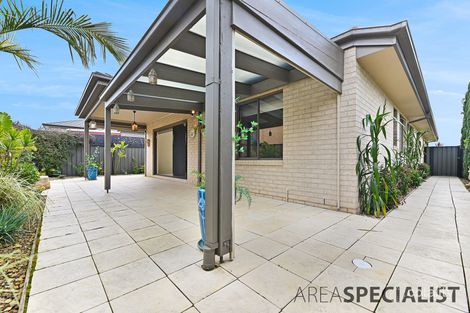 Property photo of 1 Freiberger Grove Clyde North VIC 3978