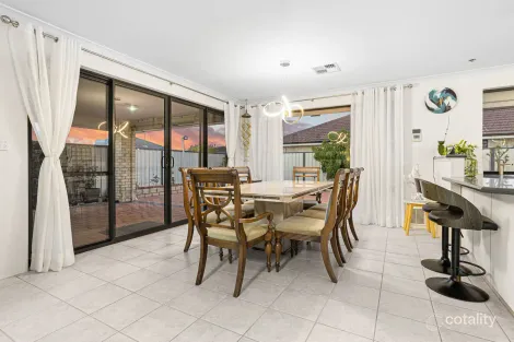 Property photo of 6 Barwon Turn Hammond Park WA 6164