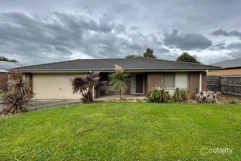 Property photo of 33 Springwater Drive Drouin VIC 3818