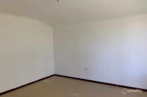 Property photo of 11 Letizia Court Yangebup WA 6164
