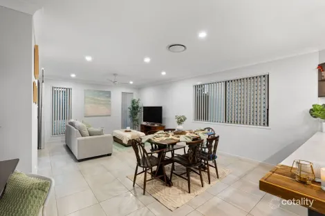 Property photo of 14 Solar Circuit Spring Mountain QLD 4300