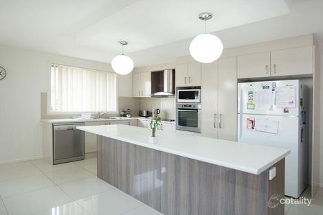 Property photo of 48 Albatross Way Old Bar NSW 2430