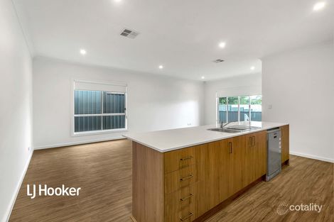 Property photo of 2/185A States Road Morphett Vale SA 5162