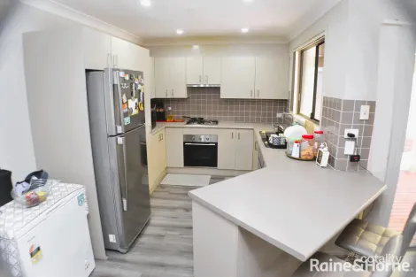 Property photo of 16 Ridgemont Avenue Cameron Park NSW 2285