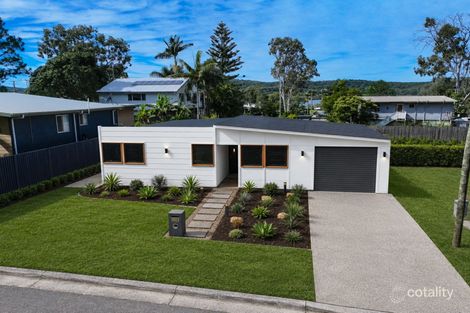 17 Jasper St, Russell Island, QLD 4184