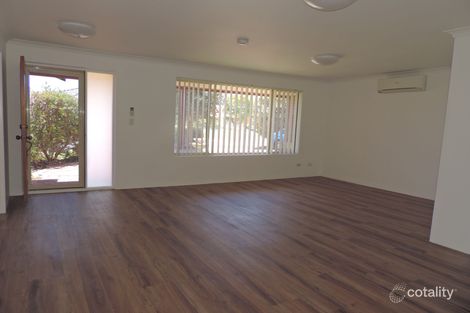 Property photo of 17 Livorno Gardens Secret Harbour WA 6173