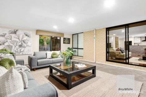 Property photo of 9 John Robert Place Taylors Hill VIC 3037
