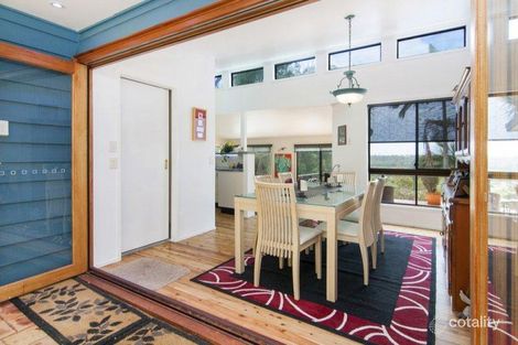 Property photo of 130 Universal Street Oxenford QLD 4210