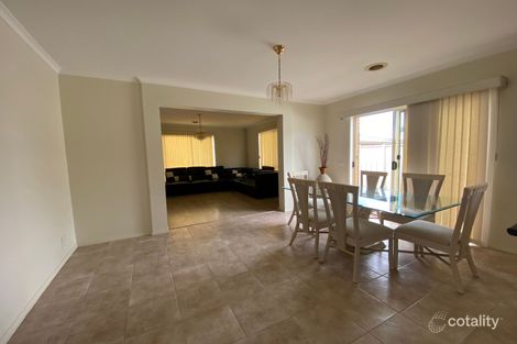 Property photo of 12 Macklin Way Caroline Springs VIC 3023