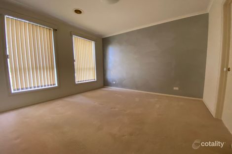 Property photo of 12 Macklin Way Caroline Springs VIC 3023