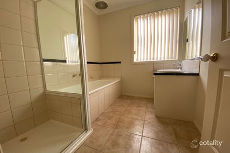 Property photo of 12 Macklin Way Caroline Springs VIC 3023