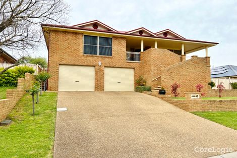 6 Bailes Cres, Young, NSW 2594