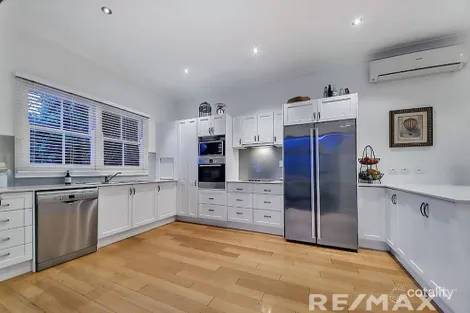 Property photo of 50 Walnut Street Wynnum QLD 4178