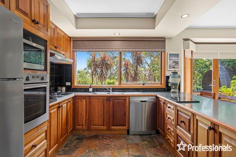 Property photo of 14 Commercial Road Mount Evelyn VIC 3796