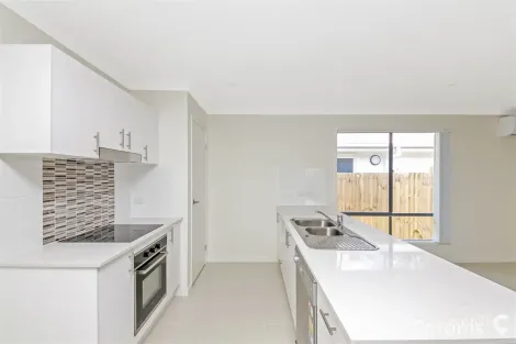 Property photo of 31 Yale Street Pimpama QLD 4209