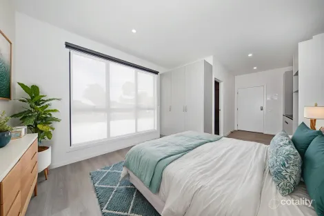 5 Fraser St, Melton South, VIC 3338