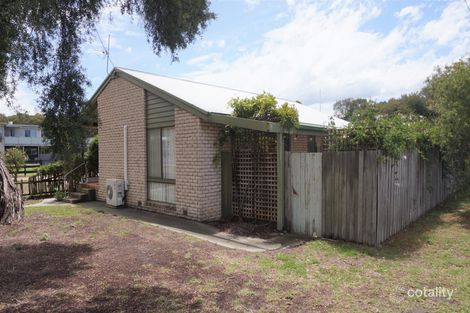 22 Camerons Rd, Loch Sport, VIC 3851