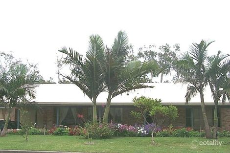 17 Charles Parry St, Crescent Head, NSW 2440