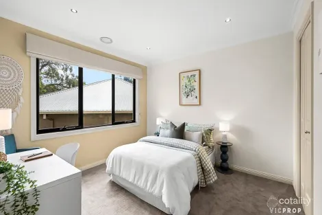 Property photo of 39A Norfolk Circuit Doncaster VIC 3108