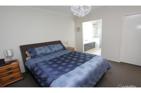 Property photo of 15 Parsons Street Oxley QLD 4075