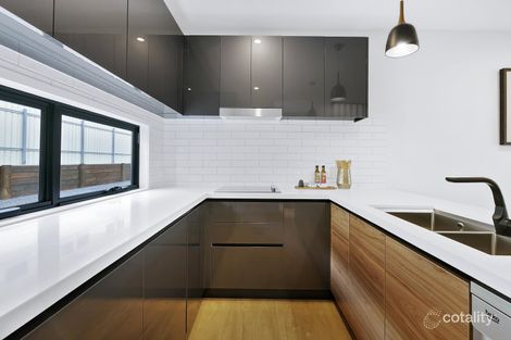 Property photo of 2/67 Dansie Street Greenslopes QLD 4120