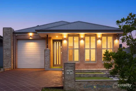 9 Tasman St, Gregory Hills, NSW 2557