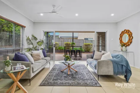 Property photo of 4 Charles Glen Street Daisy Hill QLD 4127