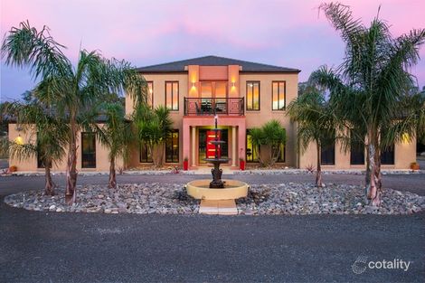 6 Syrah Ct, Maiden Gully, VIC 3551