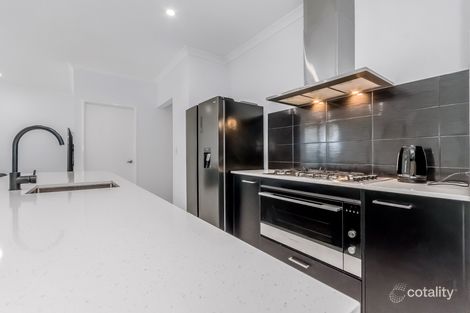 6 Mandalup Rd, Haynes, WA 6112