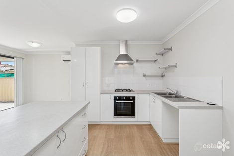 Property photo of 4/148 Treasure Road Queens Park WA 6107