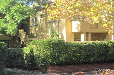 2/33 Kingsley St, Elwood, VIC 3184