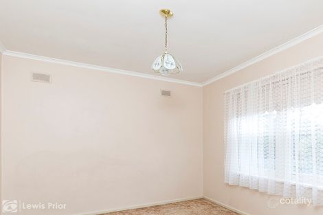 16 Oak Ave, Tonsley, SA 5042