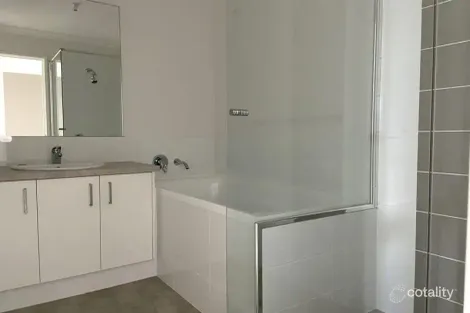 Property photo of 16 Barney Road Alkimos WA 6038