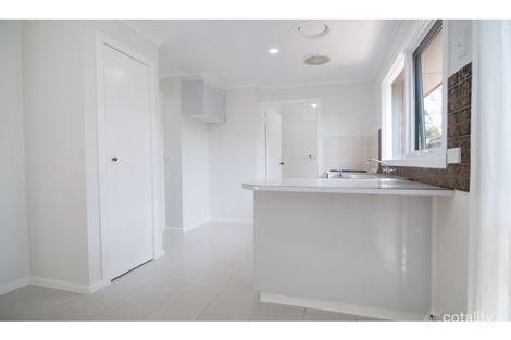 Property photo of 11 Manning Close Hampton Park VIC 3976