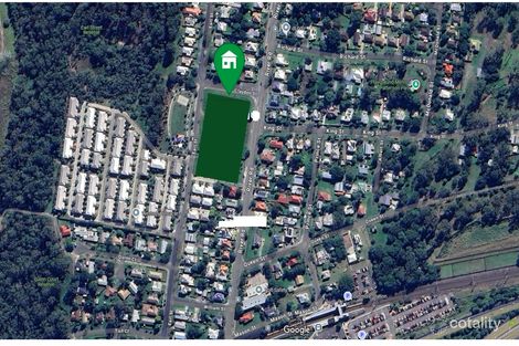 Property photo of 8 Earl Street Dinmore QLD 4303