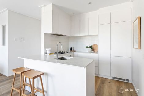 9/2 Seisman Pl, Port Melbourne, VIC 3207