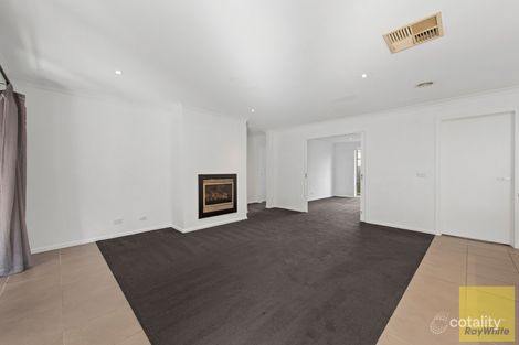 Property photo of 37 Villiers Drive Point Cook VIC 3030