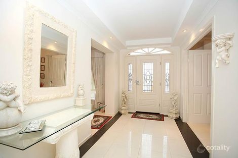 Property photo of 10 Rossiter Drive Evanston Park SA 5116