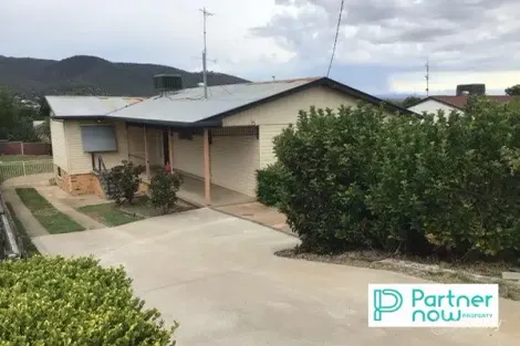 104 Crown St, West Tamworth, NSW 2340