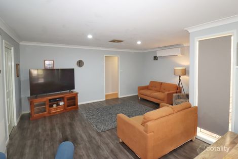 Property photo of 15 Eucalypt Close Cowra NSW 2794