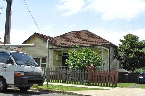 39 Acacia Ave, Punchbowl, NSW 2196