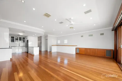 Property photo of 84 Pear Street Greenslopes QLD 4120