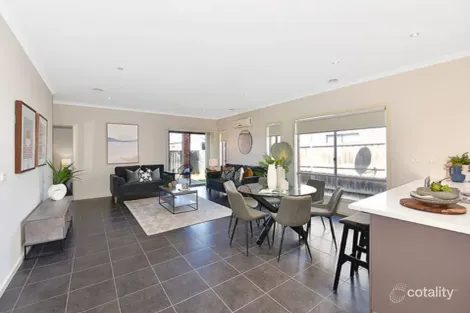 Property photo of 33 Renaissance Boulevard Mernda VIC 3754