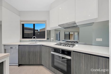 Property photo of 30 Damask Way Mernda VIC 3754