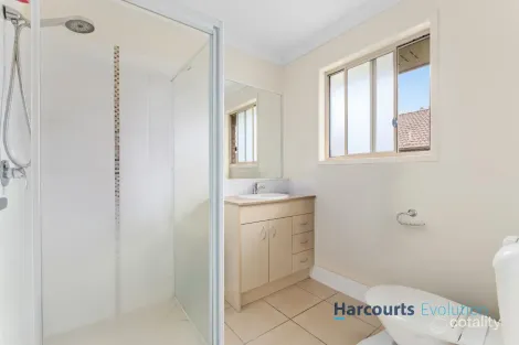 Property photo of 3 Luke Place Redbank QLD 4301