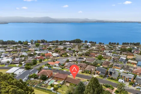 Property photo of 49 Cuthbert Drive Mount Warrigal NSW 2528