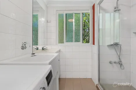 Property photo of 1/95 Station Road Indooroopilly QLD 4068