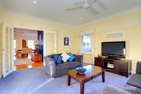 Property photo of 16 Emerald Street Ringwood VIC 3134