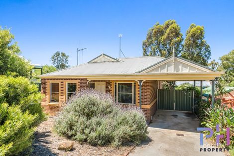 10 Quick St, Ironbark, VIC 3550